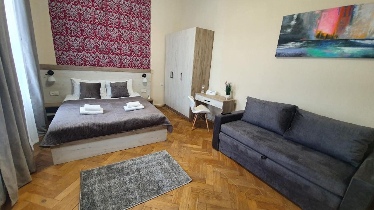 Demar Apart Herzena Lviv Buitenkant foto