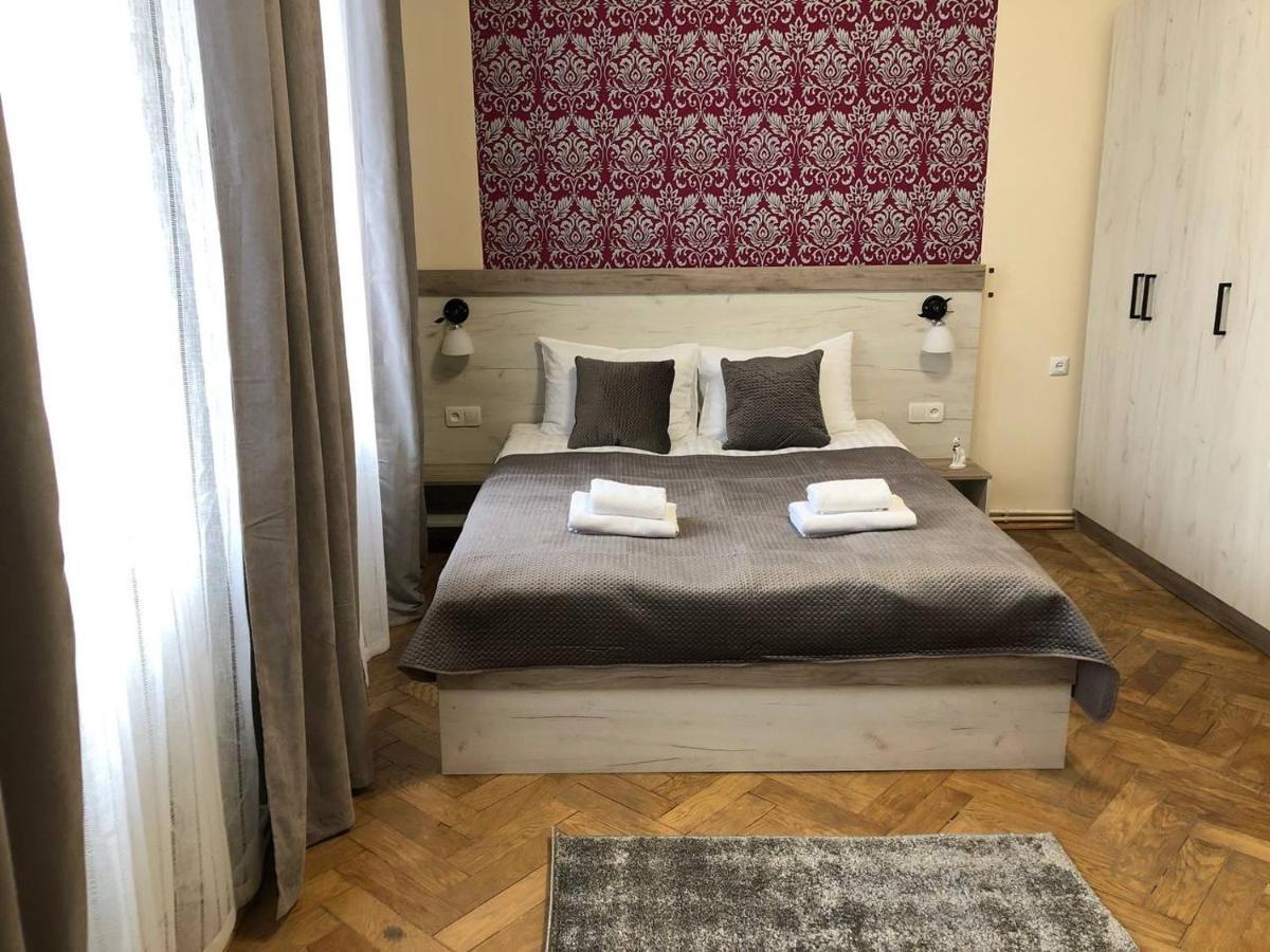 Demar Apart Herzena Lviv Buitenkant foto
