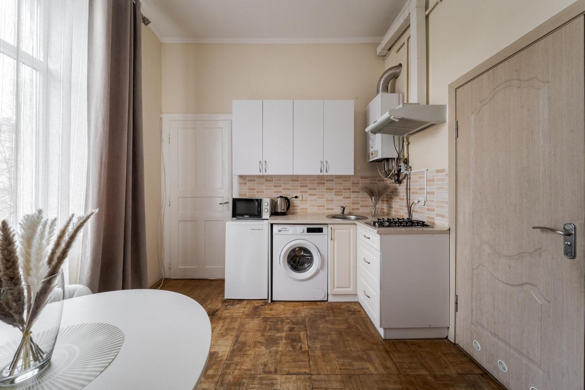 Demar Apart Herzena Lviv Buitenkant foto